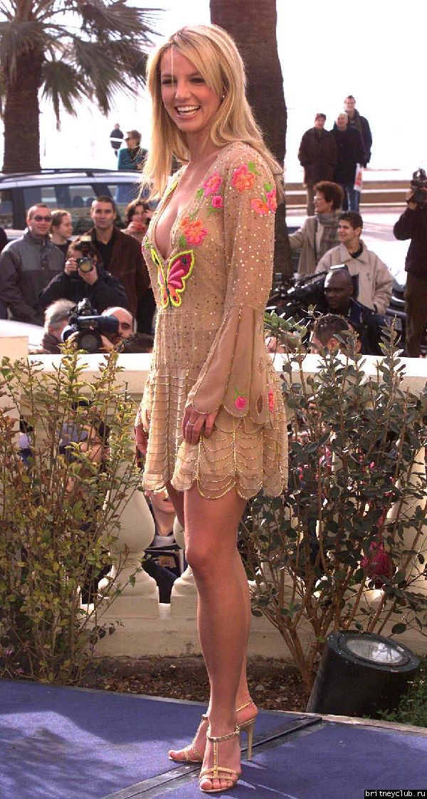 Бритни на  NRJ Music Awards в Каннахbritneyramhqpic2[1].jpg(Бритни Спирс, Britney Spears)